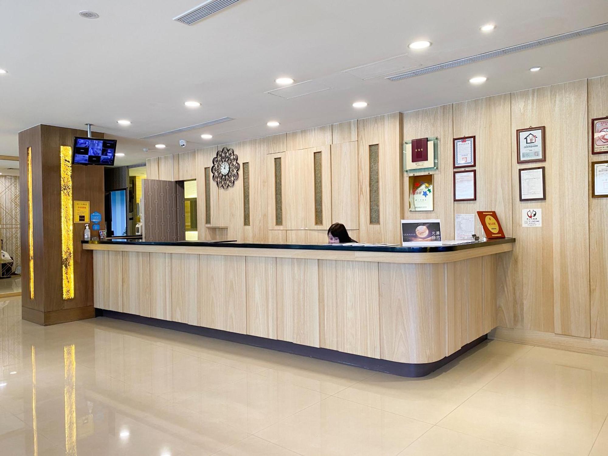 Doitsu Hotel Taipeh Exterior foto